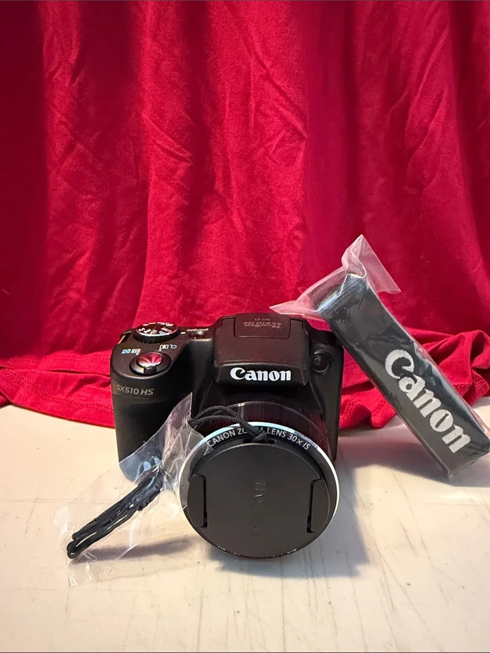 Canon PowerShot SX510 HS Digital Camera in Black with Box and Strap - Picture 2 of 4